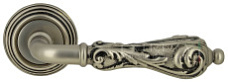 Дверная ручка на розетке "GRETA" 302 R05 F64 Extreza