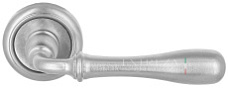 Дверная ручка на розетке "CARRERA" 321 R01 F05 Extreza