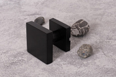 Квадратные дверные ручки-кноб Extreza "QUADRO" черный матовый F22