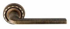 Дверная ручка на розетке "TERNI" 320 R02 F03 Extreza