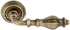 Дверная ручка на розетке "EVITA" 301 R05 F03