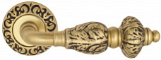 Дверная ручка на розетке Lucrecia D4 Venezia