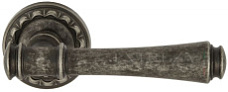 Дверная ручка на розетке "PIERO" 326 R02 F45 Extreza