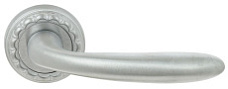 Дверная ручка на розетке "COMO" 322 R02 F05 Extreza