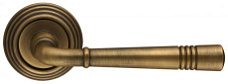 Дверная ручка на розетке "GUSTO" 334 R05 F03 Extreza