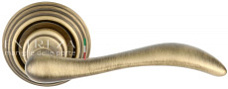 Дверная ручка на розетке "AGATA" 310 R05 F33 Extreza